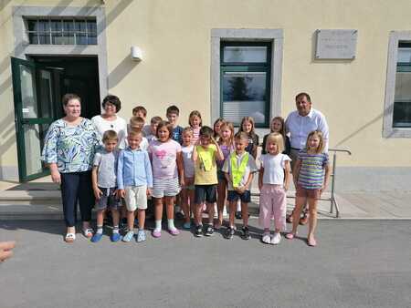 Sprejem prvošolcev v podružnični šoli Tomaj; Vir: Občina Sežana